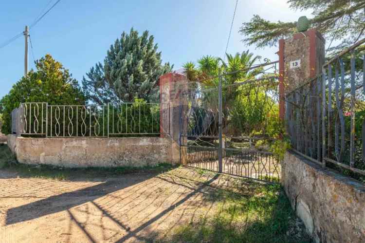 Villa in Via Giovanni Rosiglione, Caltagirone, 4 locali, 1 bagno