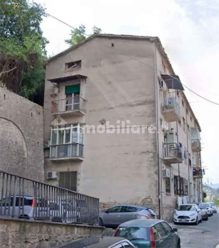 Appartamento all'asta Grotte San Francesco D'Assisi  , 7, Cosenza