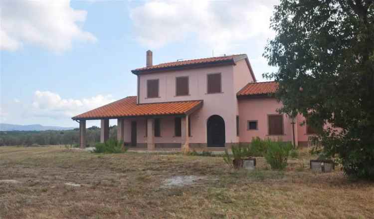 Villa in Paratino, Cecina, 10 locali, 4 bagni, giardino privato