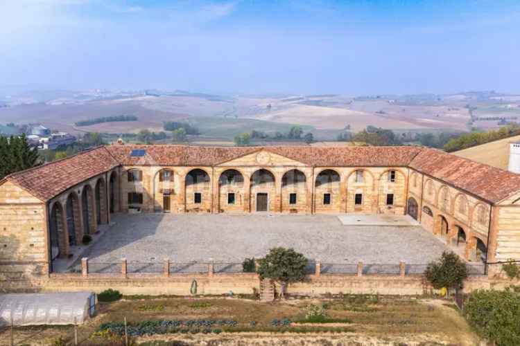 Casale via Roma, Centro, Montemagno