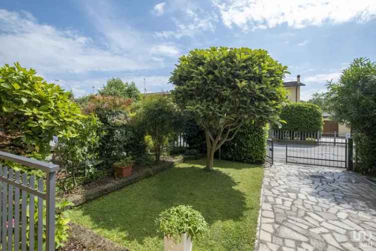 Vendita villa a schiera 7 locali di 145 m² in Goito (46044) - 120453 - iad