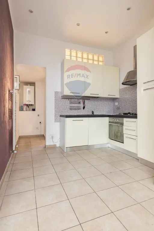 Appartamento in Via Padre Antero, Genova, 5 locali, 1 bagno, 75 m²