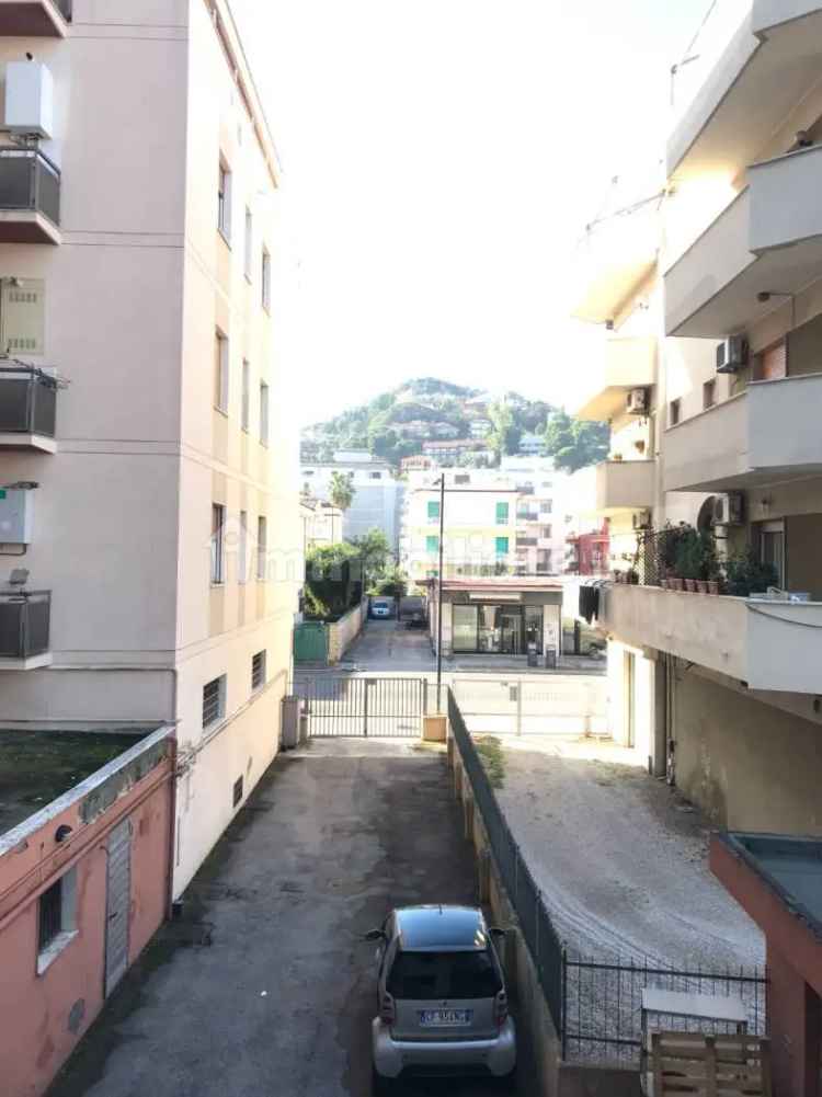 Quadrilocale via Luigi Cadorna 23, Viale Bovio - Piazza Duca degli Abruzzi, Pescara