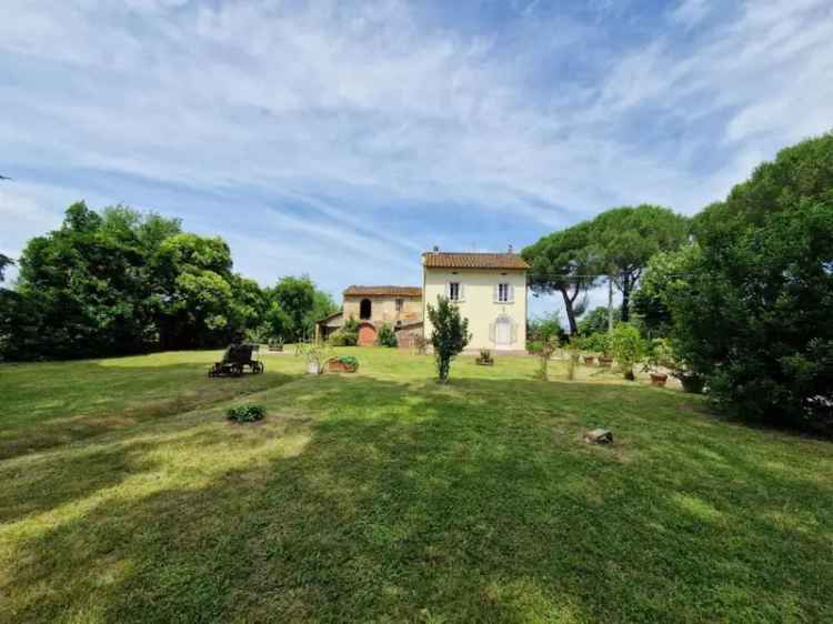 Villa unifamiliare via Delle Pinete,   53, Centro, Fucecchio