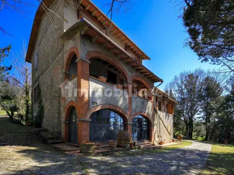 Villa unifamiliare via di Quercioli, Castelfranco Piandisco