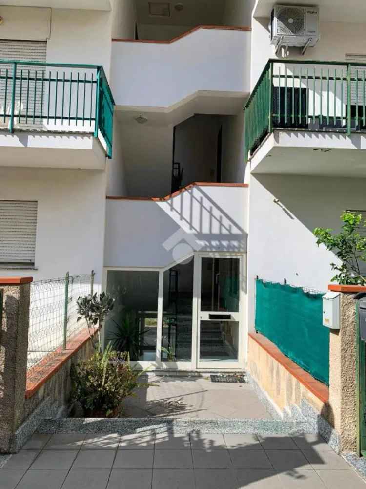 Quadrilocale via Lipari 20, Campora San Giovanni, Amantea