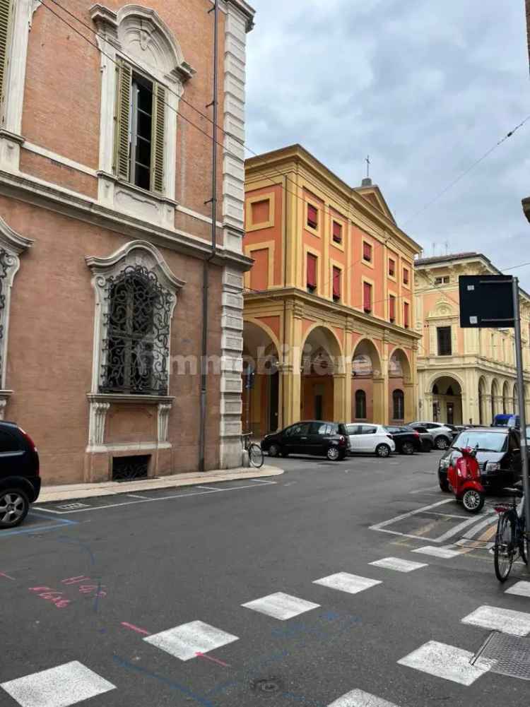 Quadrilocale via Galliera, Marconi, Bologna