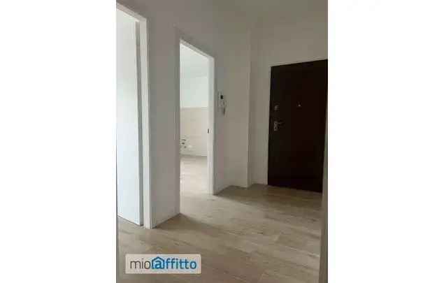 Affitto 4 camera appartamento di 130 m² in Milan