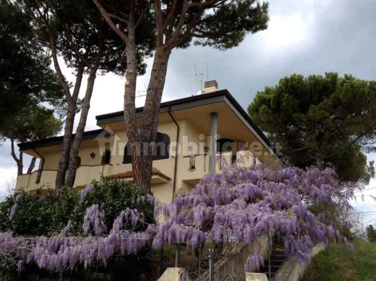 Villa bifamiliare via dei Tigli 24, Gabicce Monte, Gabicce Mare