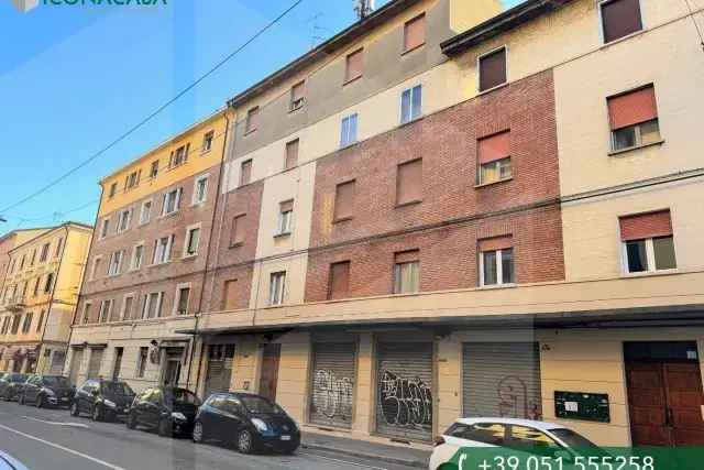 Appartamento in vendita, Via Vittorio Veneto, Bologna, 120 mq 