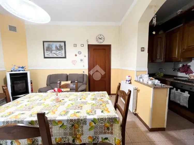 Villa unifamiliare via Ospedaletto 25, Bondano - Partaccia, Massa