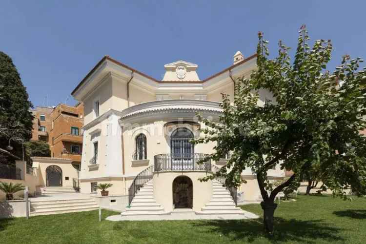 Villa unifamiliare via Svetonio, Medaglie d'Oro, Roma