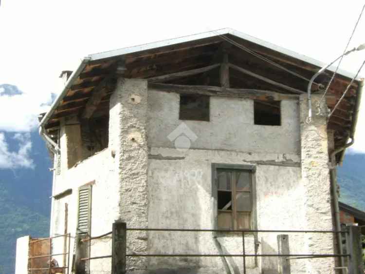 Rustico via crotti 1, Centro, Berbenno di Valtellina