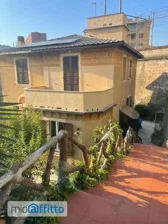 Villa In Affitto in Via Candido Augusto Vecchi, Genova, Liguria