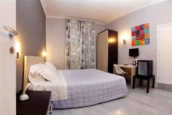 ALBERGO HOTEL B&B PENSIONE VICINO A VIA CORNELIA DEI GRACCHI NAP - Casa vacanze Napoli