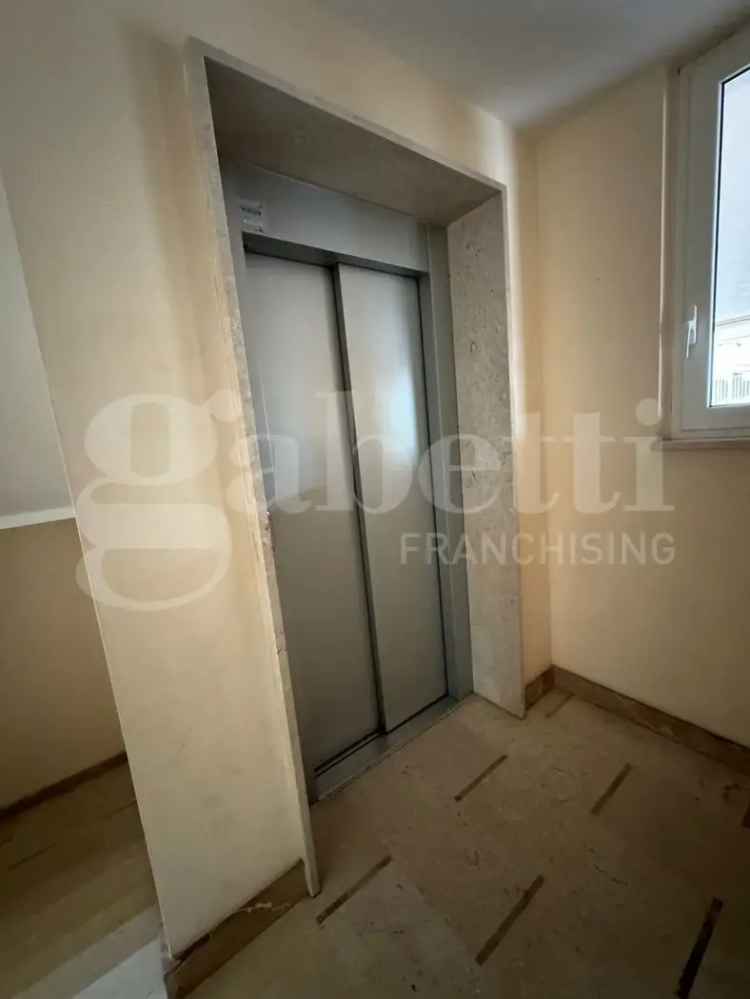 Appartamento in Via Martellotta, Bari (BA)