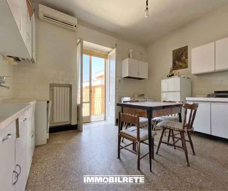 Appartamento via Nazionale, Centro, Matera