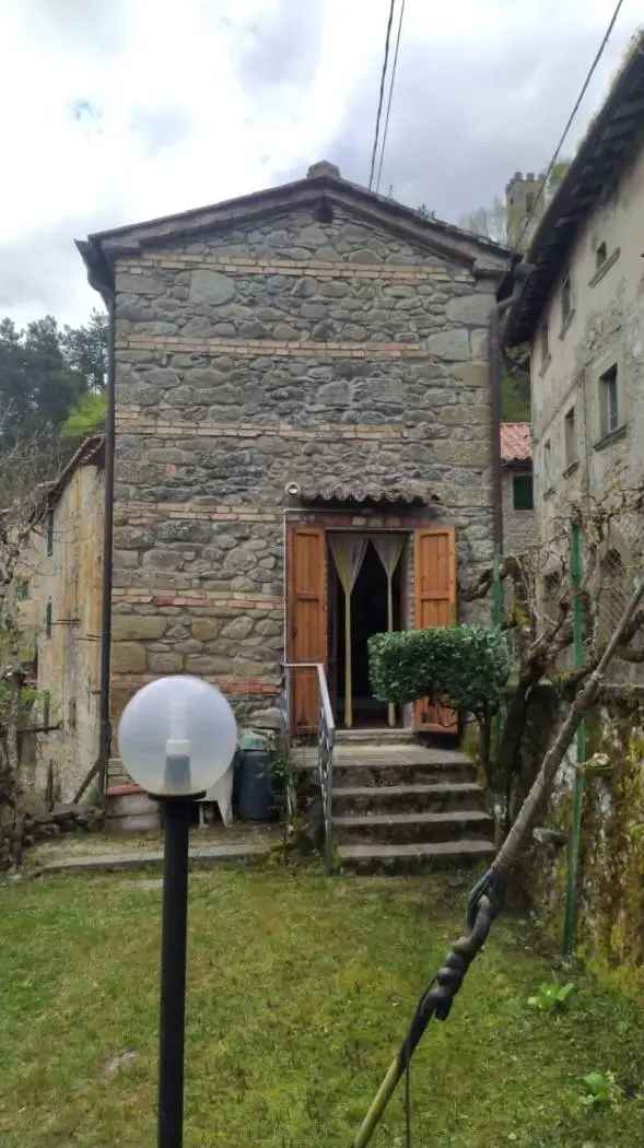 Terratetto unifamiliare via del Castello, Strada, Castel San Niccolò