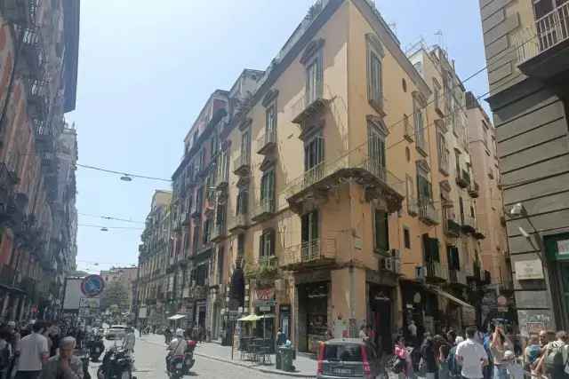 Appartamento in vendita, Via Toledo 393, Napoli, 300 mq 