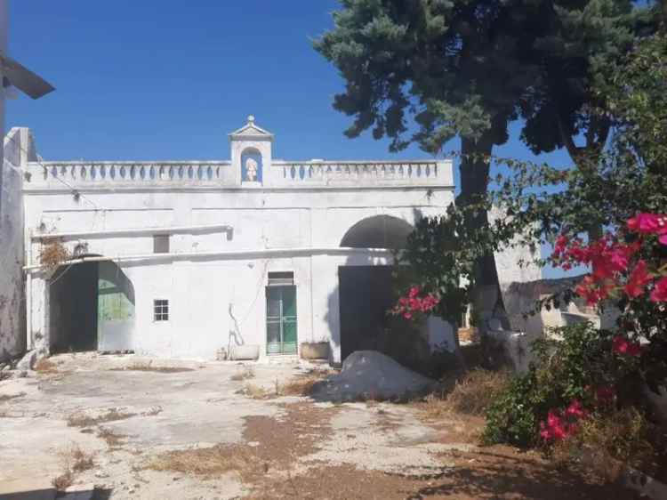 Masseria via Stefano Trinchera, 25, Centro Storico, Ostuni