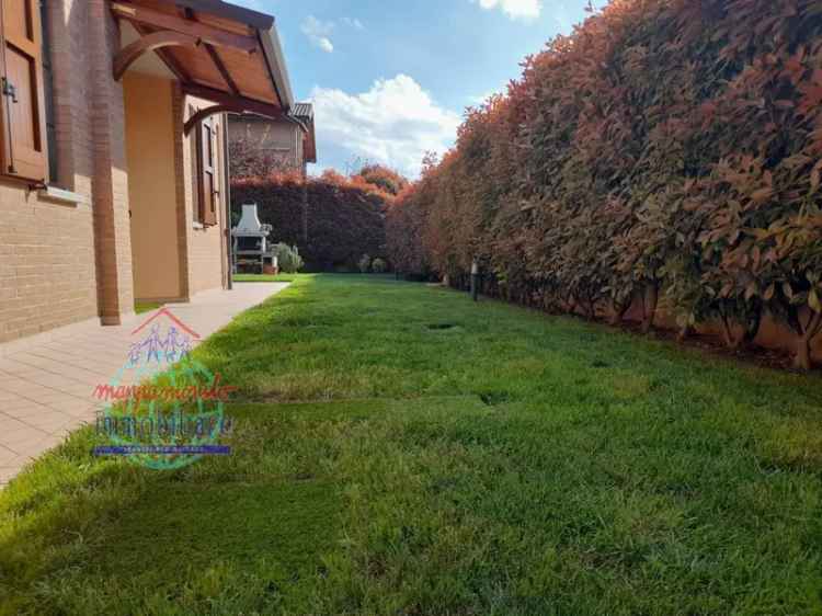 Villa bifamiliare, ottimo stato, 200 m², Crespellano, Valsamoggia