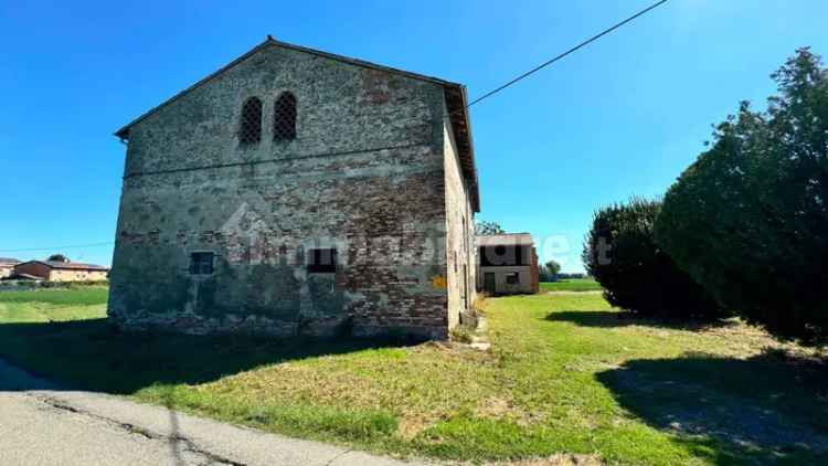 Casale via Fosse Ardeatine, San Secondo Parmense