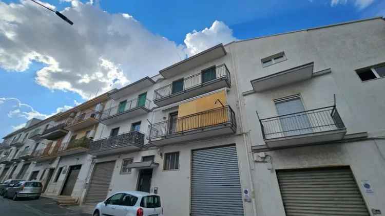 Appartamento in VIA MANZONI 87, Alberobello, 6 locali, 1 bagno, 145 m²