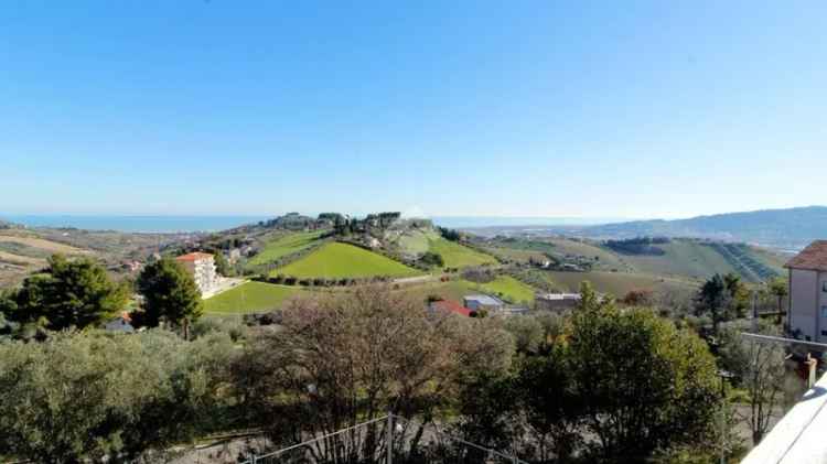 Villa bifamiliare via Poggio Belvedere 30, Centro, Monteprandone