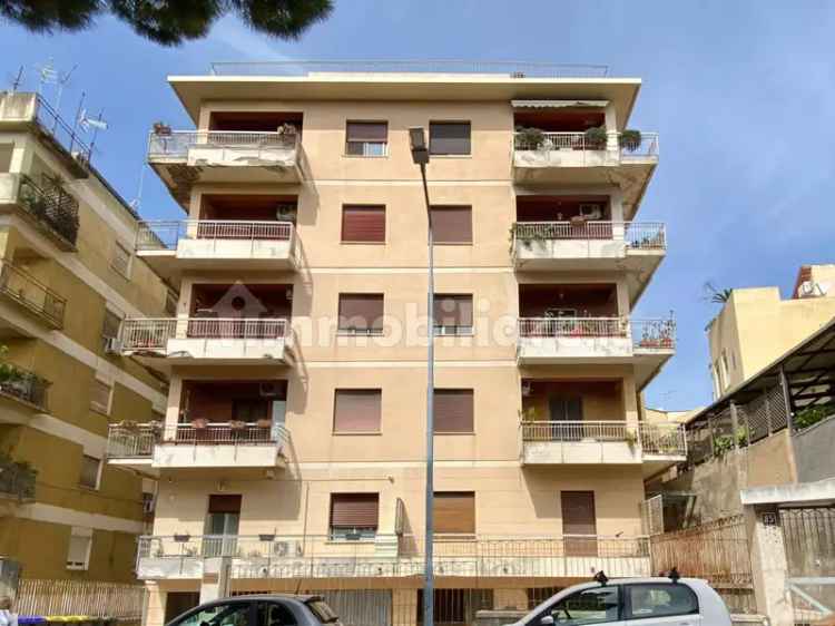 Appartamento viale Regina Margherita, Regina Margherita - Torrente Trapani, Messina