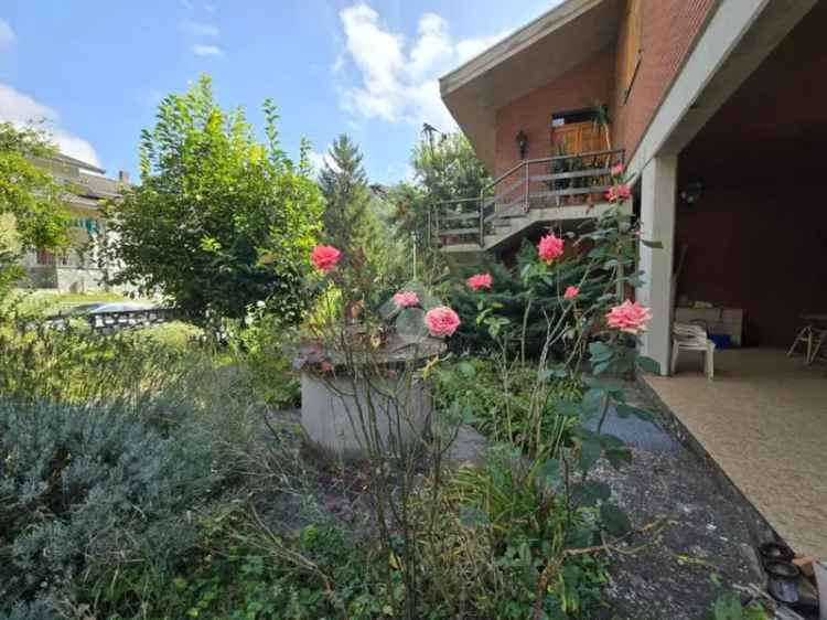 Casa Indipendente in affitto a Medesano via Verdi, 15