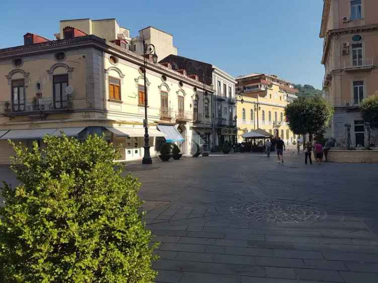 Quadrilocale piazza Giovanni Amendola 19, Nocera Inferiore