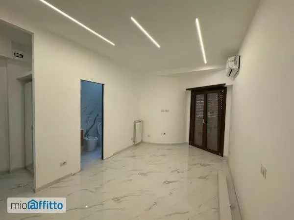 Appartamento ristrutturato vicino Ospedale San Pietro Cassia