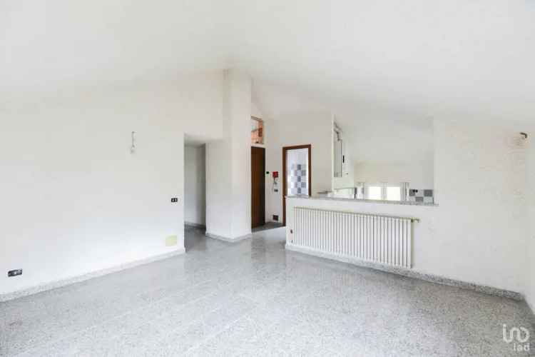 Vendita appartamento 5 locali di 173 m² a Como (22100) - 94354 - iad