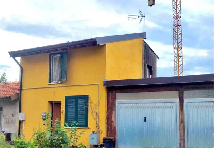 Appartamento in Via Guglielmo Marconi, Fino Mornasco, 5 locali, 75 m²