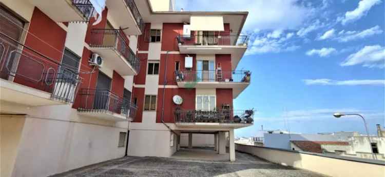 Appartamento in Via Pietro Carenza 20, Turi, 5 locali, 2 bagni, 181 m²