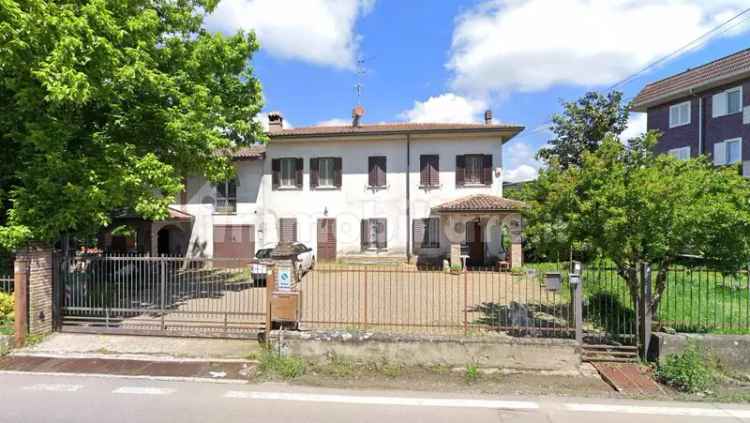 Casa indipendente all'asta via Voghera 40, Torrazza Coste