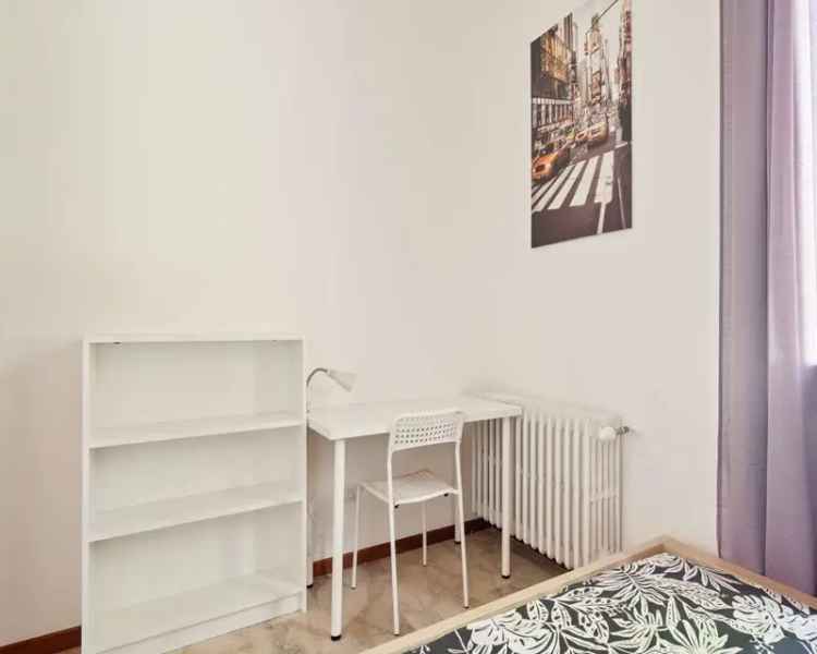 Special Offer: Stanza in Via delle Forze Armate