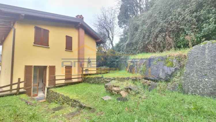 Villa unifamiliare via Bassa del Poggio, Quattro Strade, Montevecchia