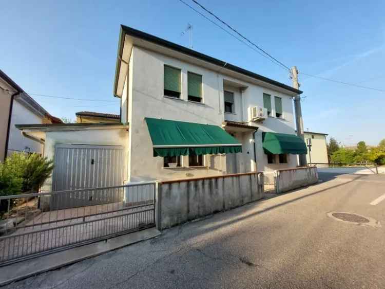 Villa singola in Via Forni 2, Rovigo, 6 locali, 2 bagni, garage