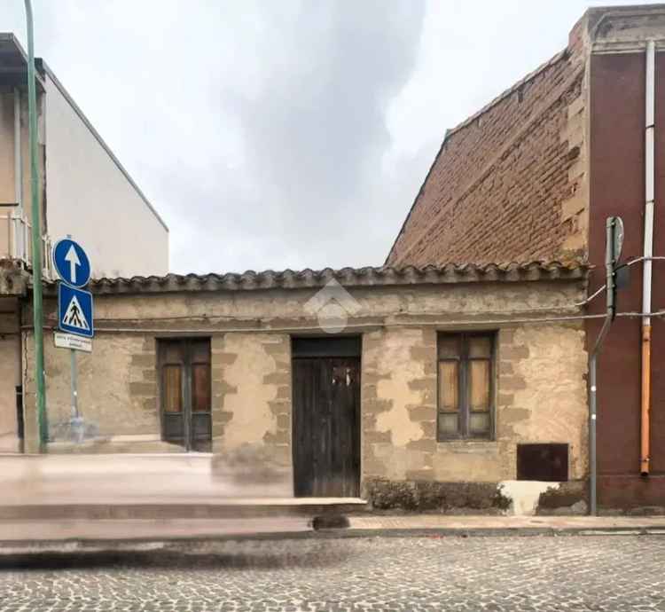 Terratetto unifamiliare via Oristano 8, Baratili San Pietro