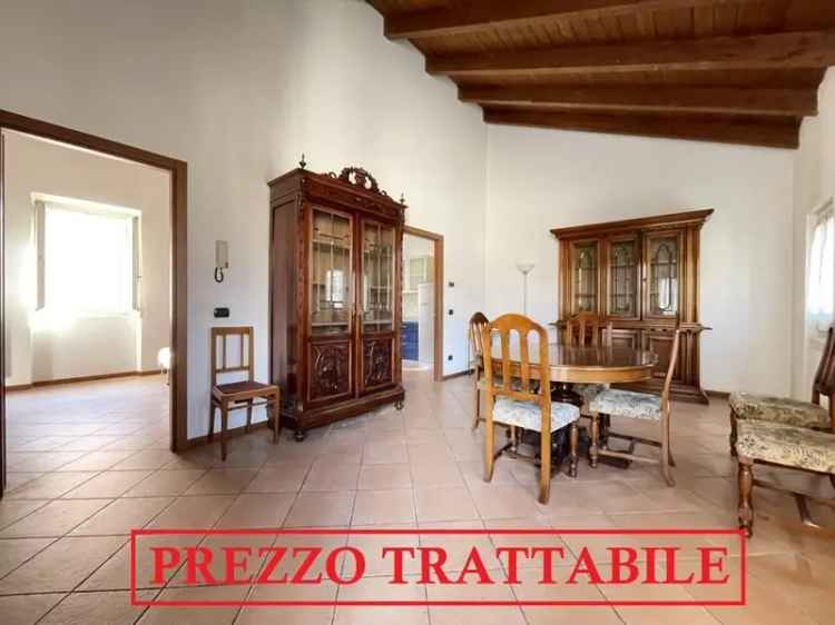 Appartamento in Via Zeveto 21, Chiari, 5 locali, 1 bagno, 95 m²