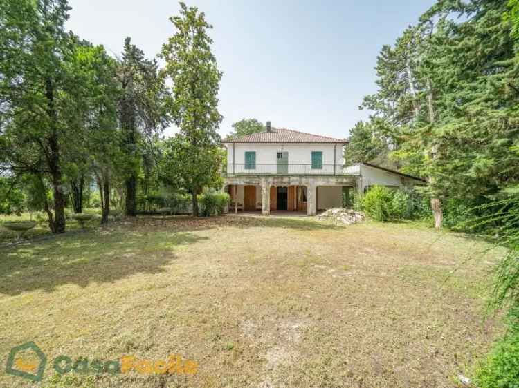 Villa in Via Casarolo, Montiano, 5 locali, 2 bagni, giardino privato