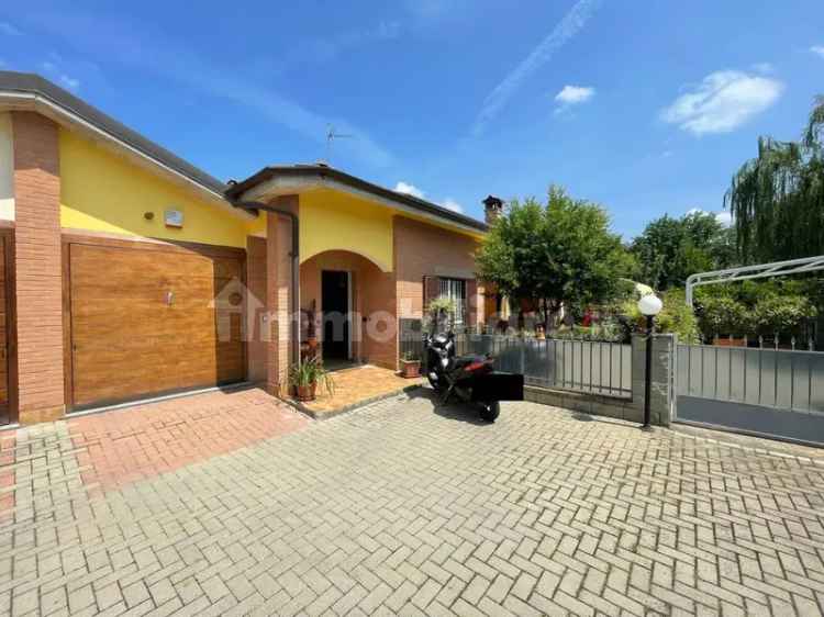 Villa unifamiliare Strada Acqui 110/c, Cabanette, Alessandria