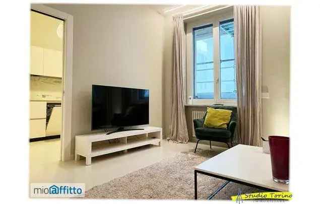 Affitto 4 camera appartamento di 140 m² in Turin