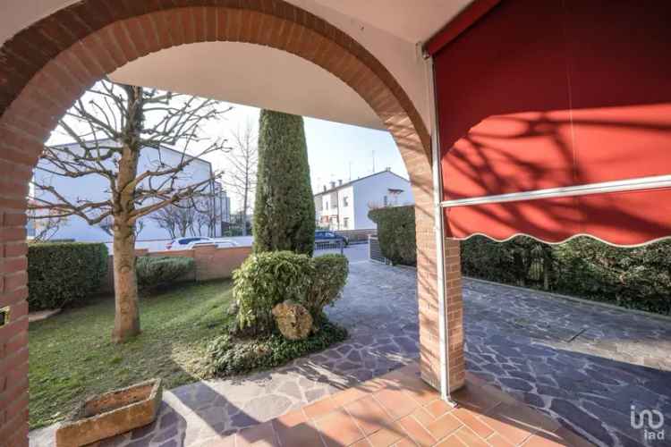 Vendita villa a schiera 5 locali di 176 m² in Copparo (44034) - 112419 - iad