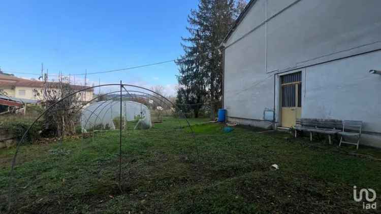 Vendita casa indipendente 11 locali di 150 m² in Montottone (63843) - 131852 - iad