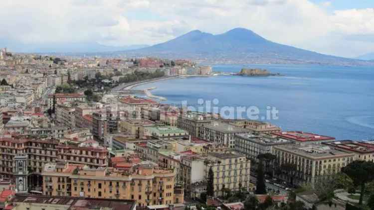 Quadrilocale via Pacuvio 106, Posillipo, Napoli