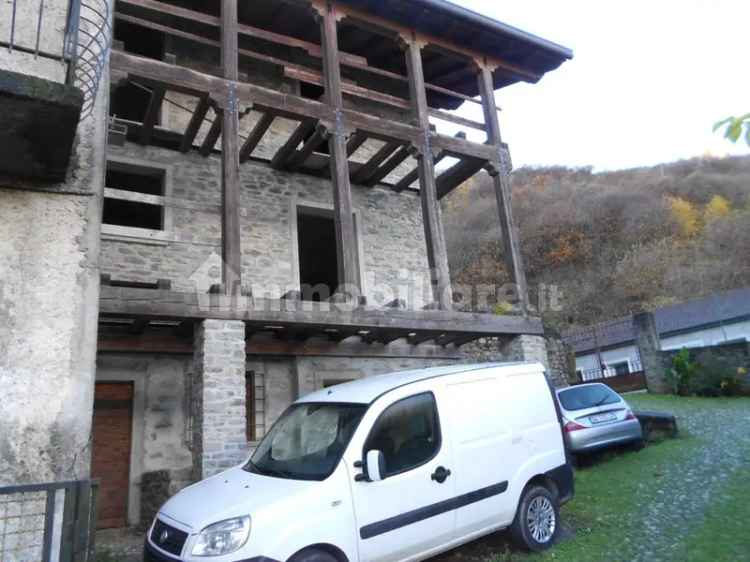 Villa unifamiliare via Ponte di Corte, Regoledo, Cosio Valtellino