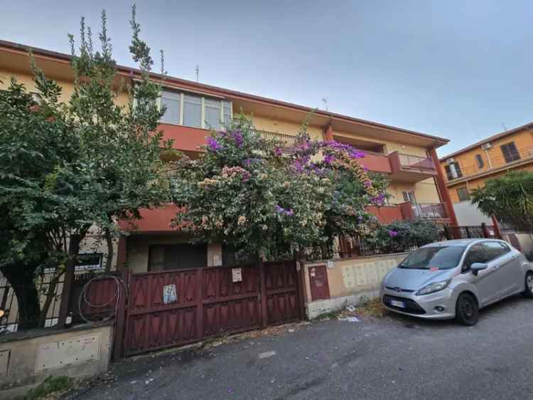 Villa in Via di Aguzzano, Roma, 6 locali, 3 bagni, giardino privato