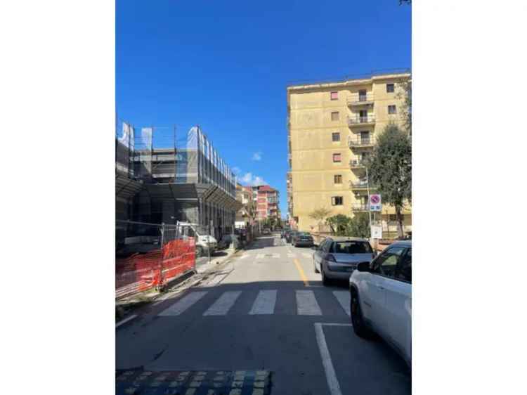 Appartamento in Via Risorgimento, Nocera Superiore, 2 bagni, con box